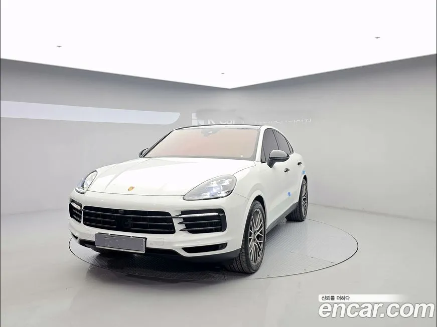 Porsche Cayenne — фото 1