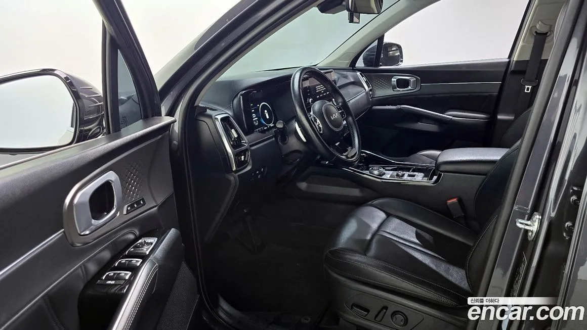 Kia Sorento — фото 10