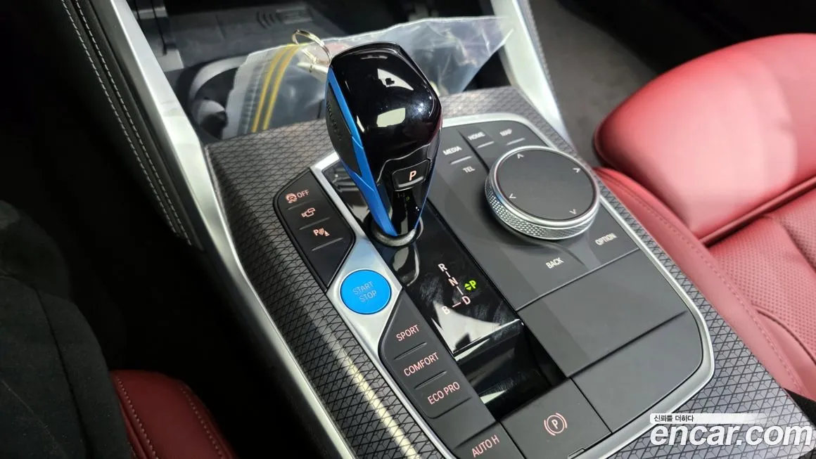 BMW i4 — фото 9