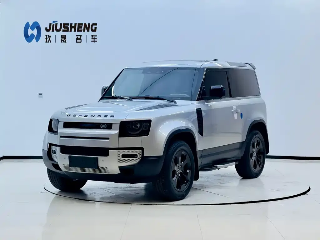 Land Rover Defender — фото 1