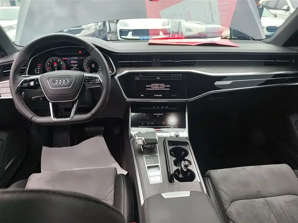 Audi A6L — фото 10