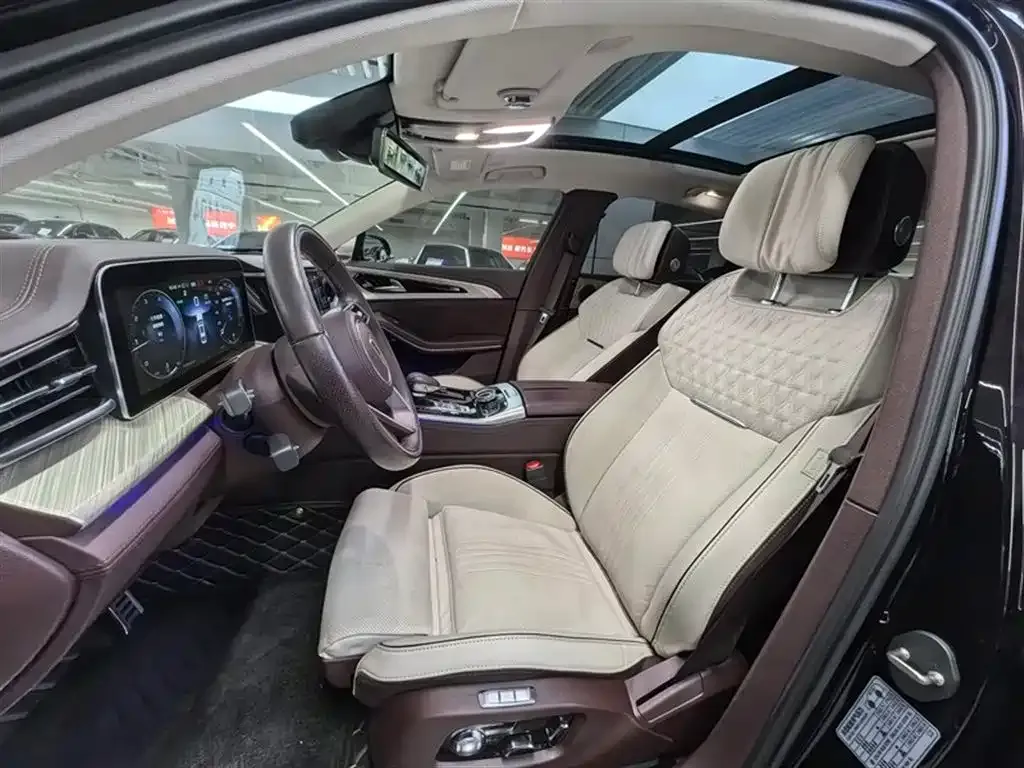 Hongqi H9 — фото 10