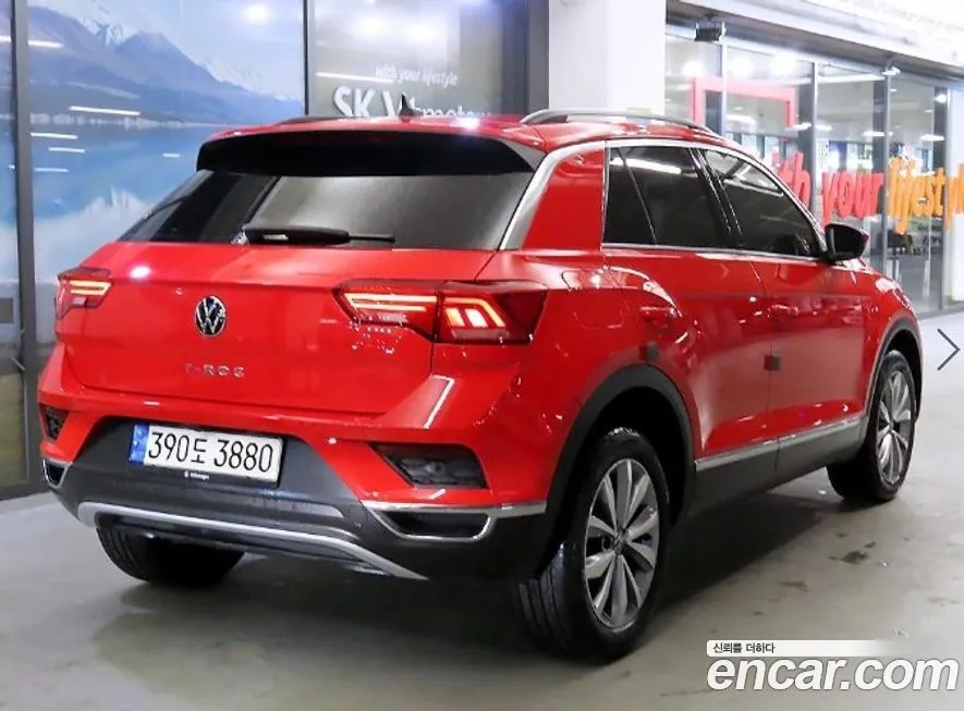 Volkswagen T-Roc — фото 4