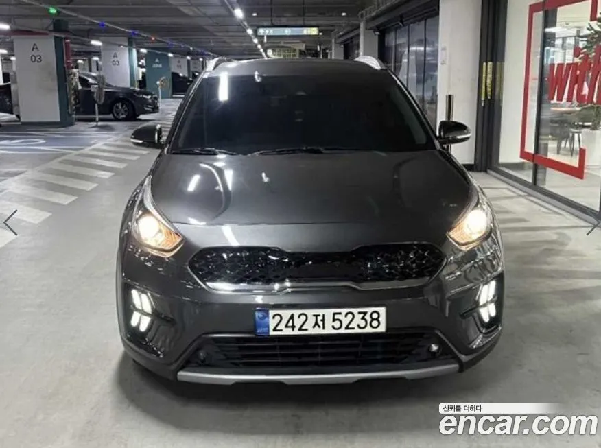 Kia Niro — фото 1