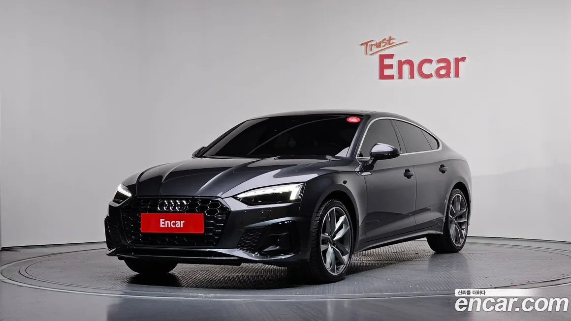 Audi A5 — фото 1