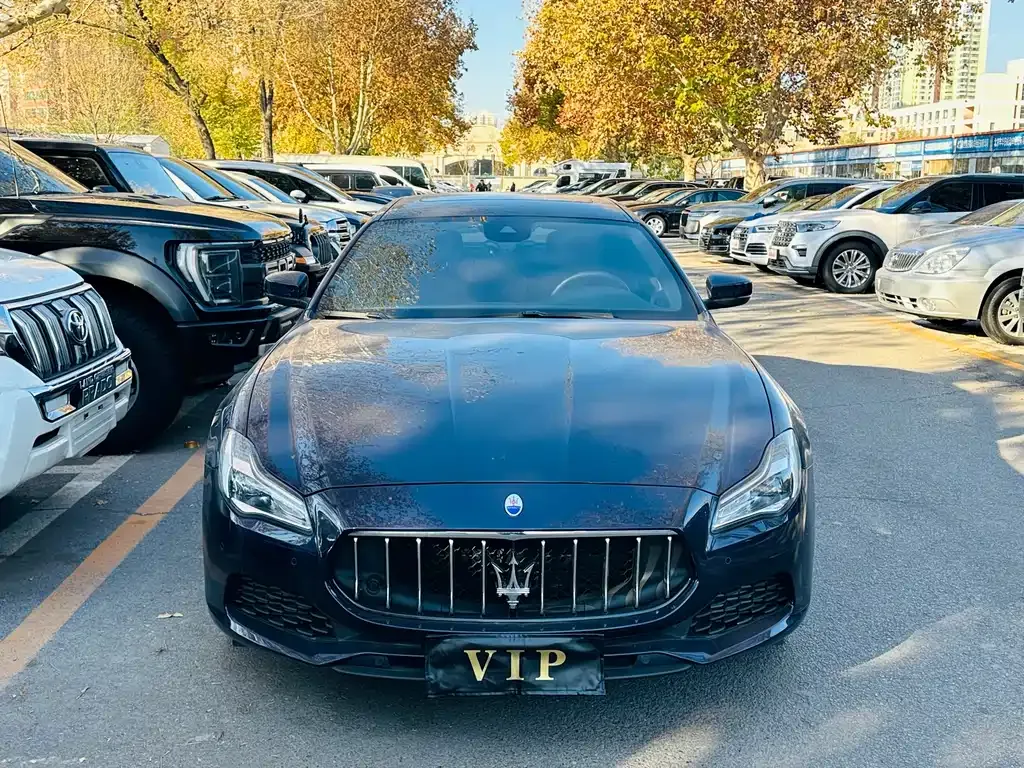 Maserati Quattroporte — фото 2