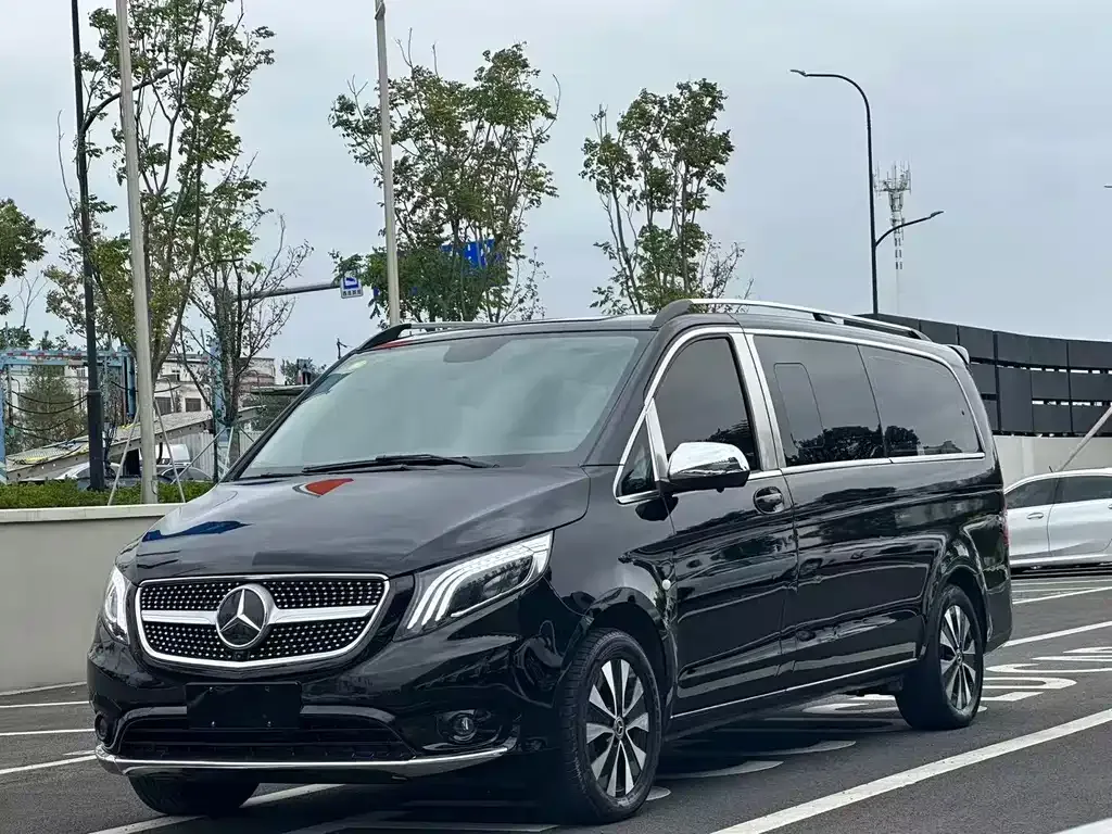 Mercedes-Benz Vito — фото 1