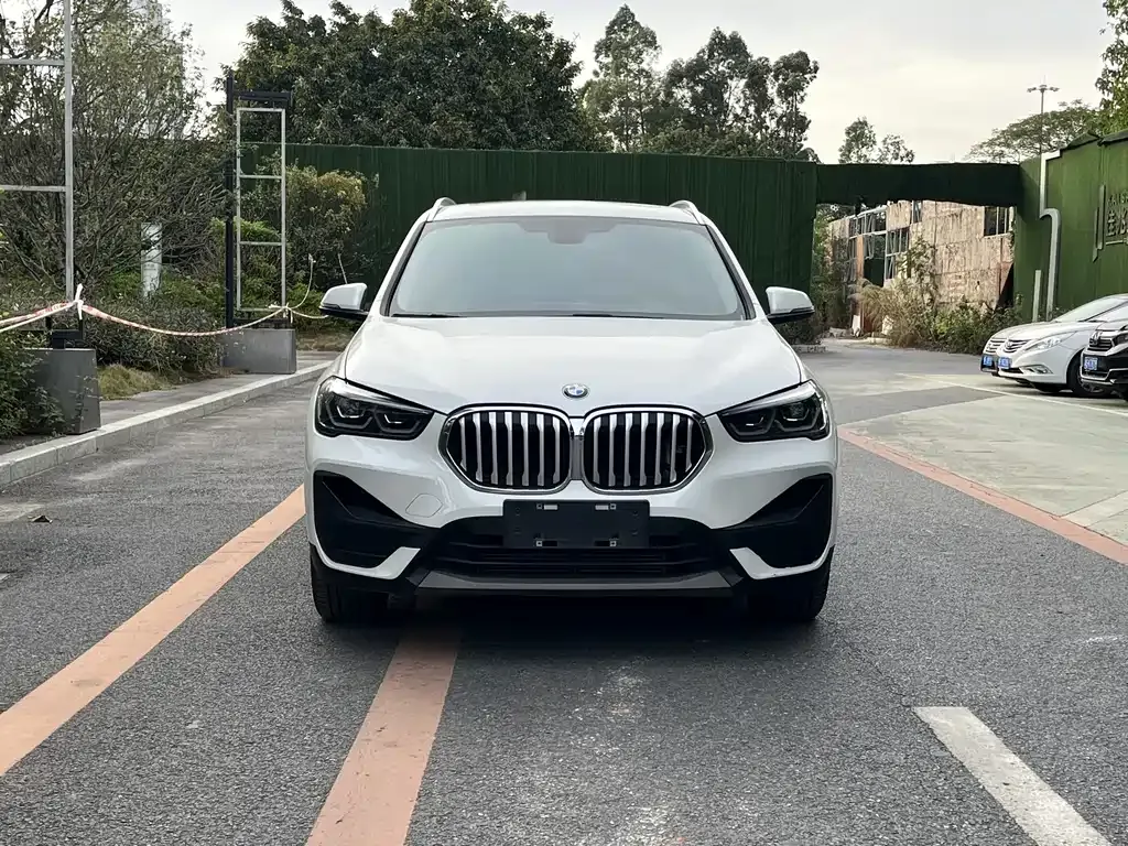BMW X1 — фото 2