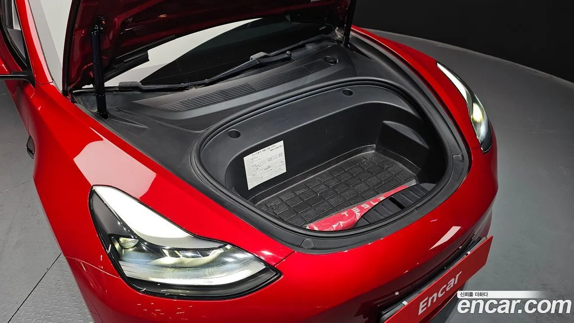 Tesla Model 3 — фото 6