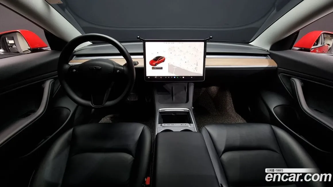 Tesla Model 3 — фото 7