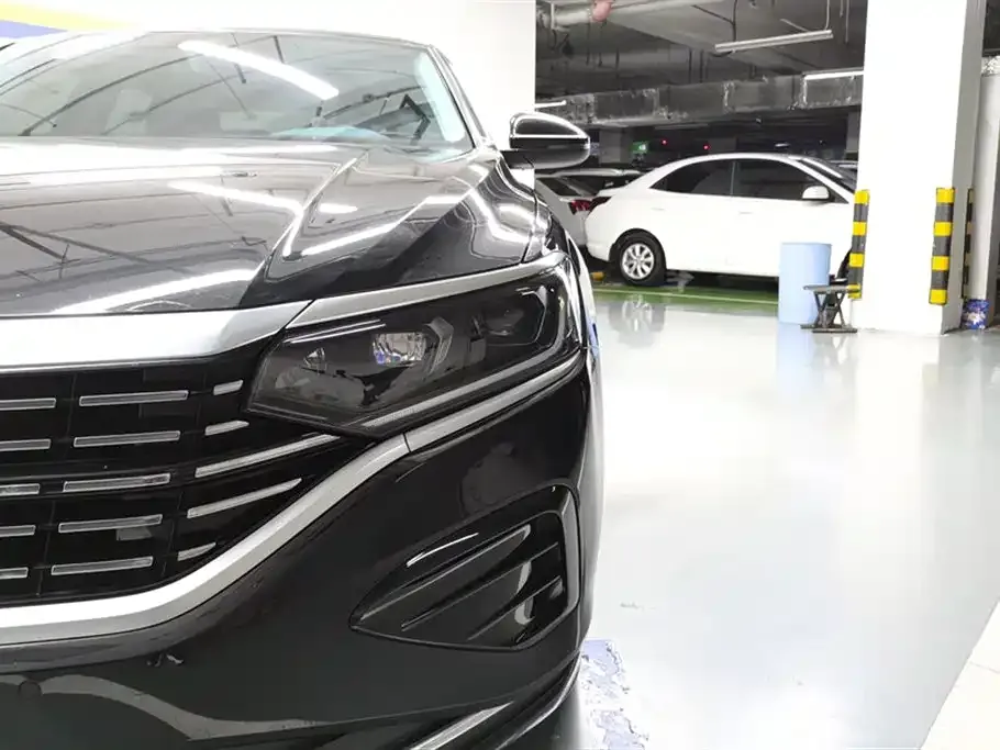 Volkswagen Passat — фото 5