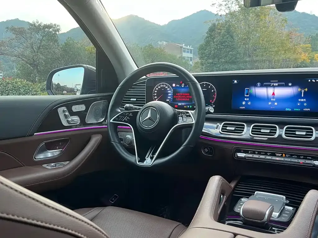 Mercedes-Benz GLE — фото 7