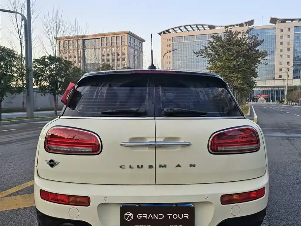 MINI Clubman — фото 7