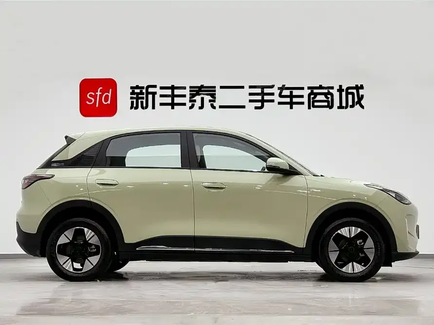 Geely Starburst — фото 3