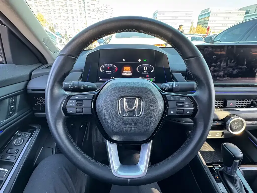 Honda Accord — фото 7