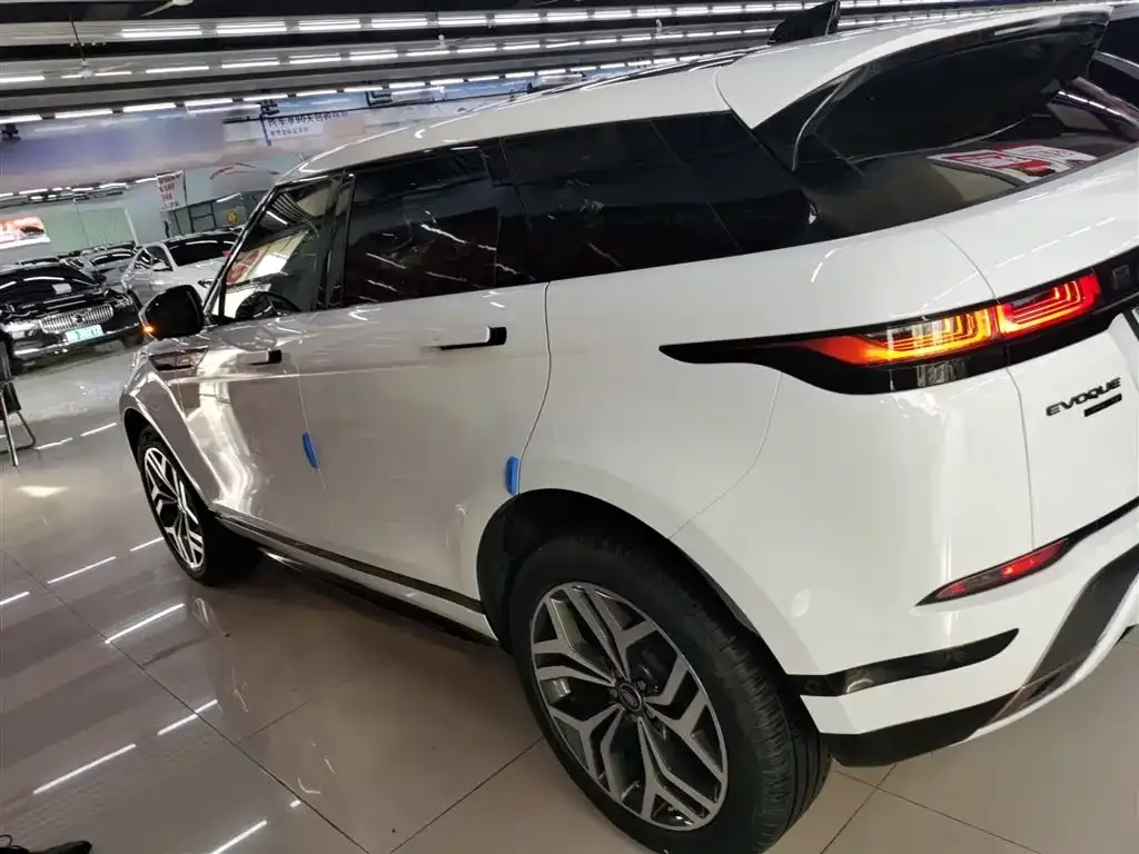 Land Rover Evoque — фото 5