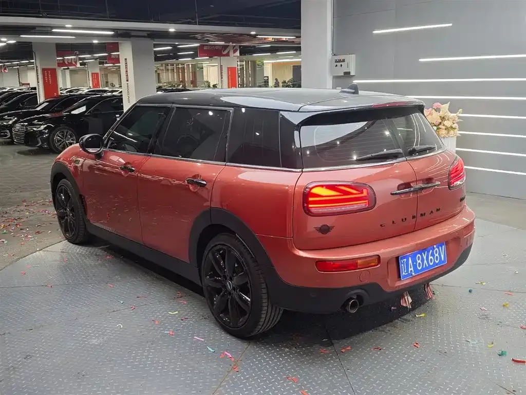 MINI Clubman — фото 7
