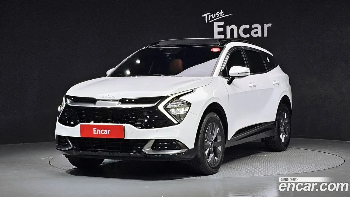 Kia Sportage — фото 1