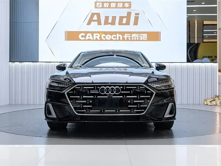 Audi A7L — фото 2