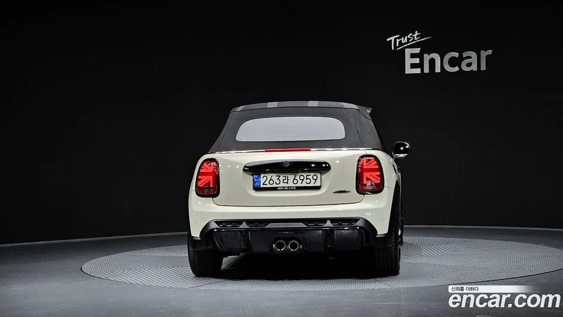 Mini Cooper Convertible — фото 4