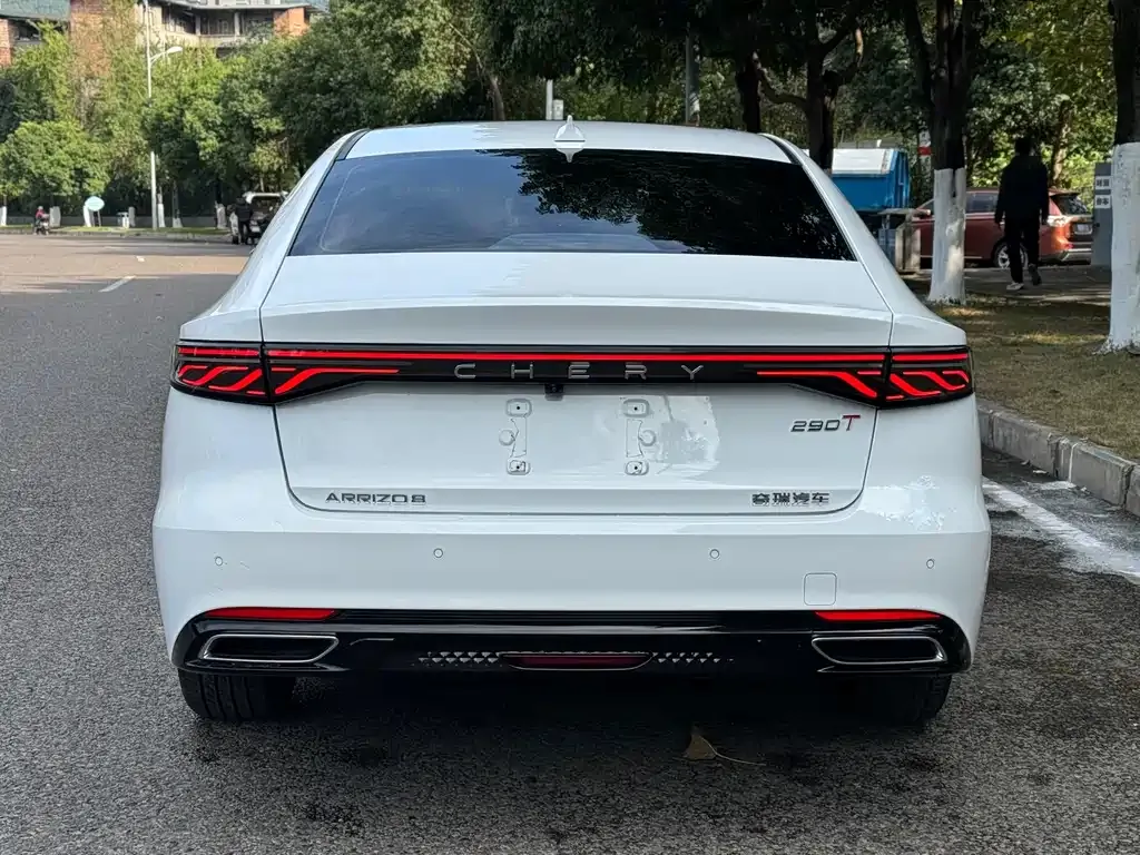 Chery Arrizo 8 PRO — фото 4
