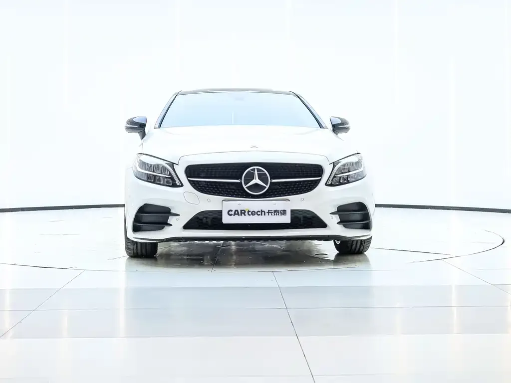 Mercedes-Benz C-Class (Import) — фото 2