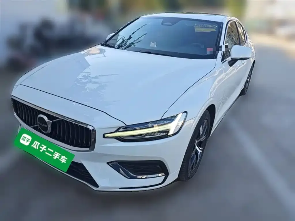 Volvo S60 — фото 2