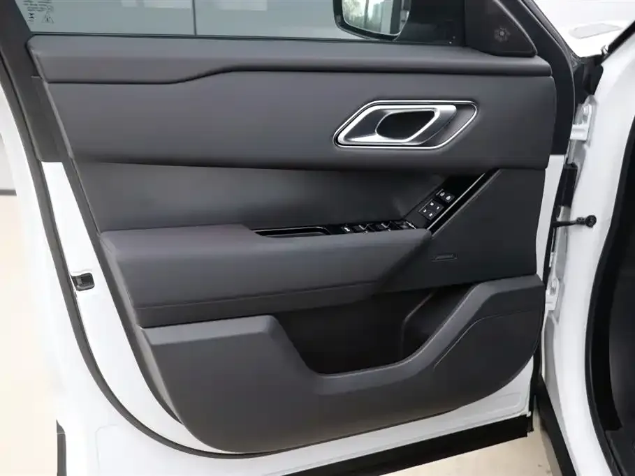 Land Rover Velar — фото 10