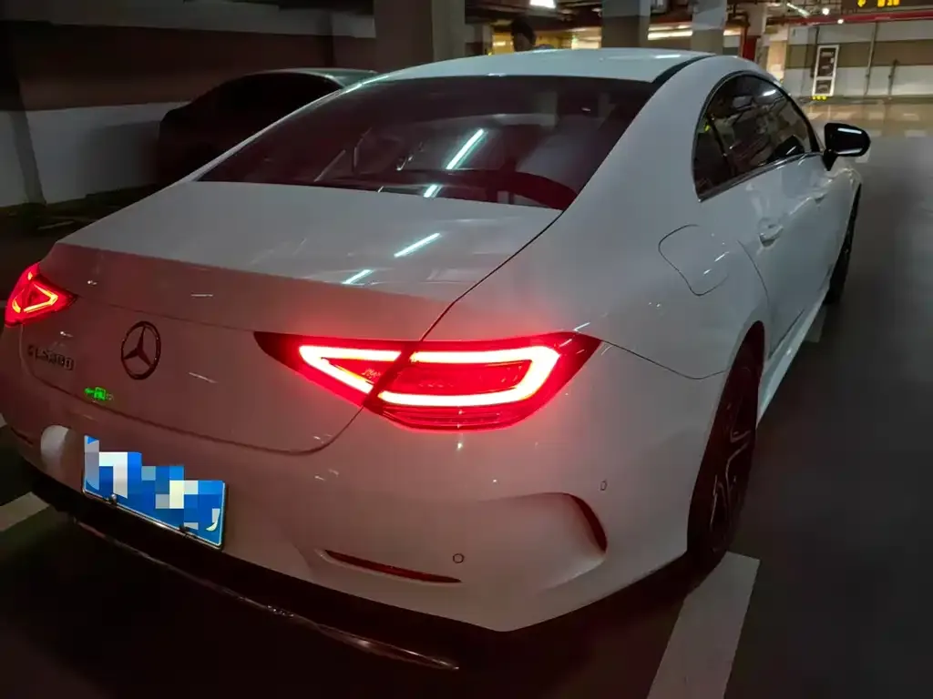 Mercedes-Benz CLS — фото 6