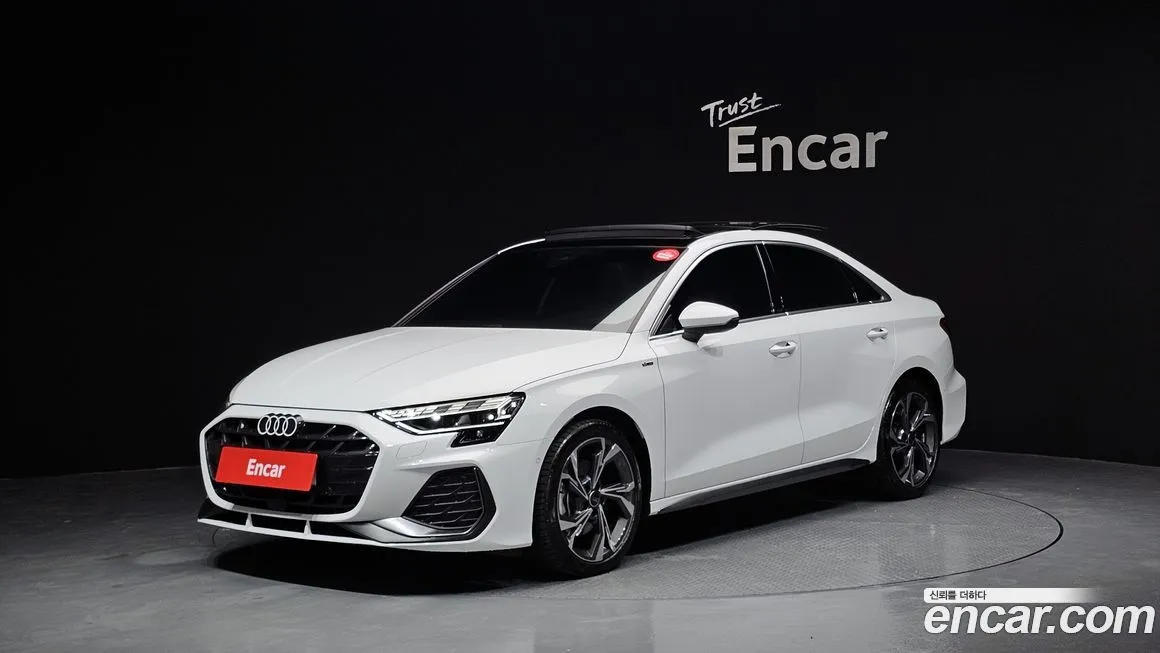 Audi A3 — фото 1