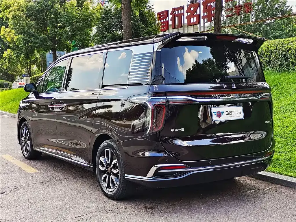 Hongqi HQ9 — фото 4