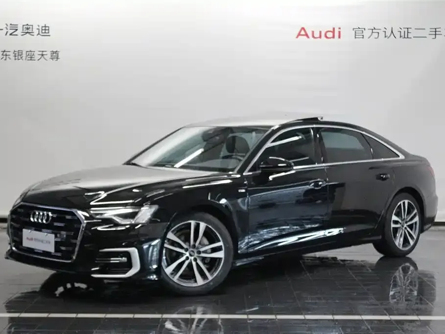 Audi A6L — фото 1