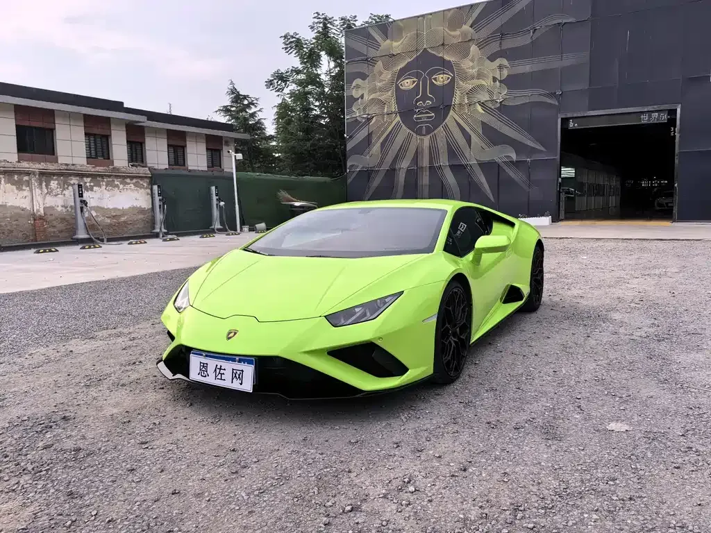 Lamborghini Huracan — фото 1