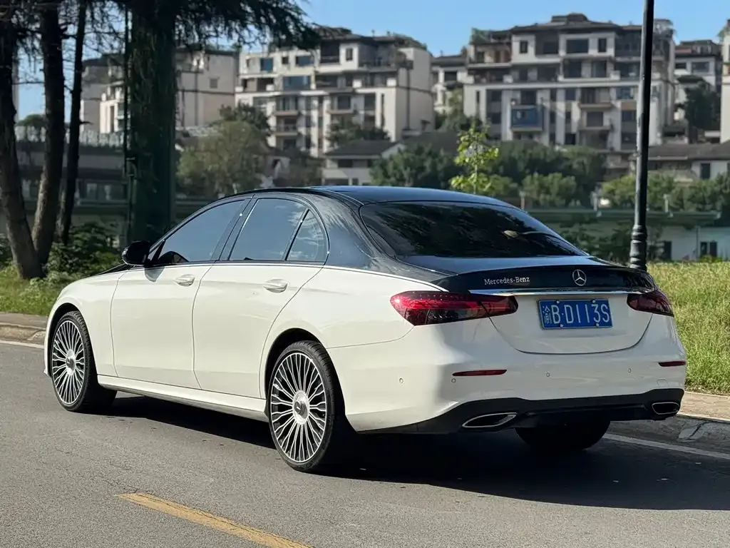 Mercedes-Benz E-Class (Import) — фото 3
