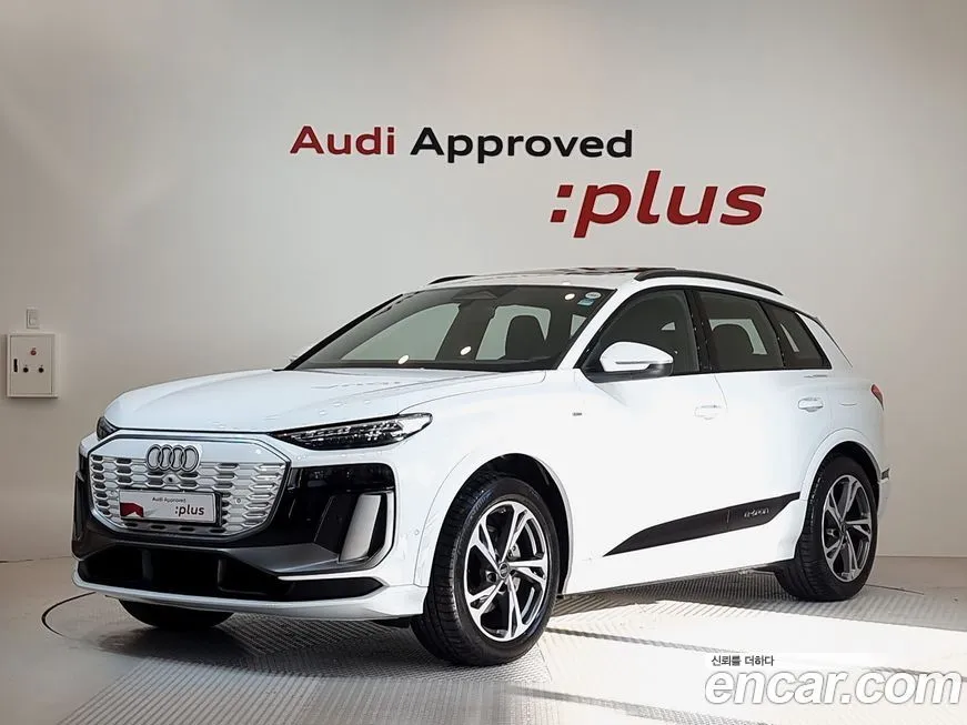 Audi Q6 e-tron — фото 1