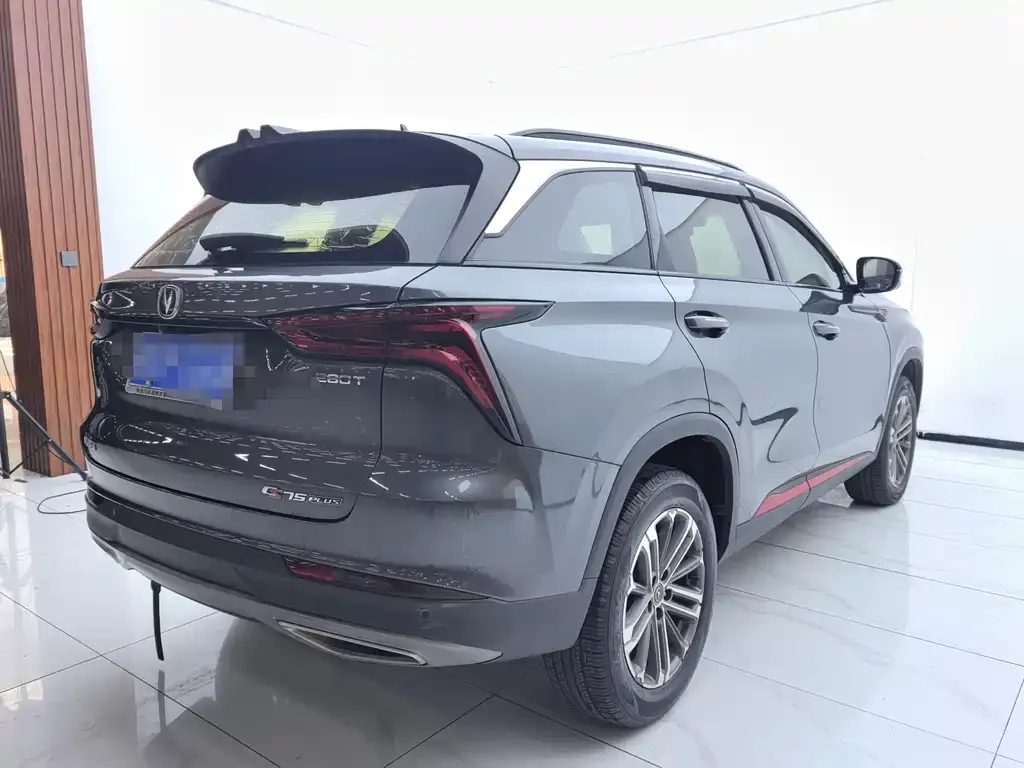 Changan CS75PLUS — фото 10
