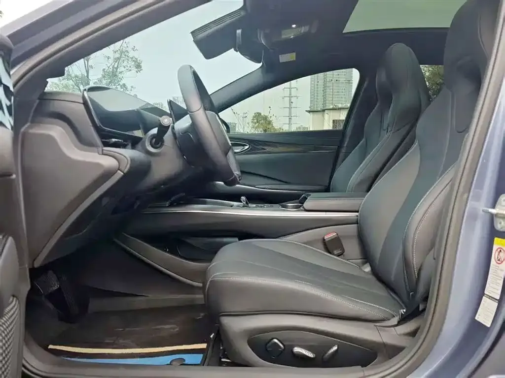 BYD Seal — фото 8