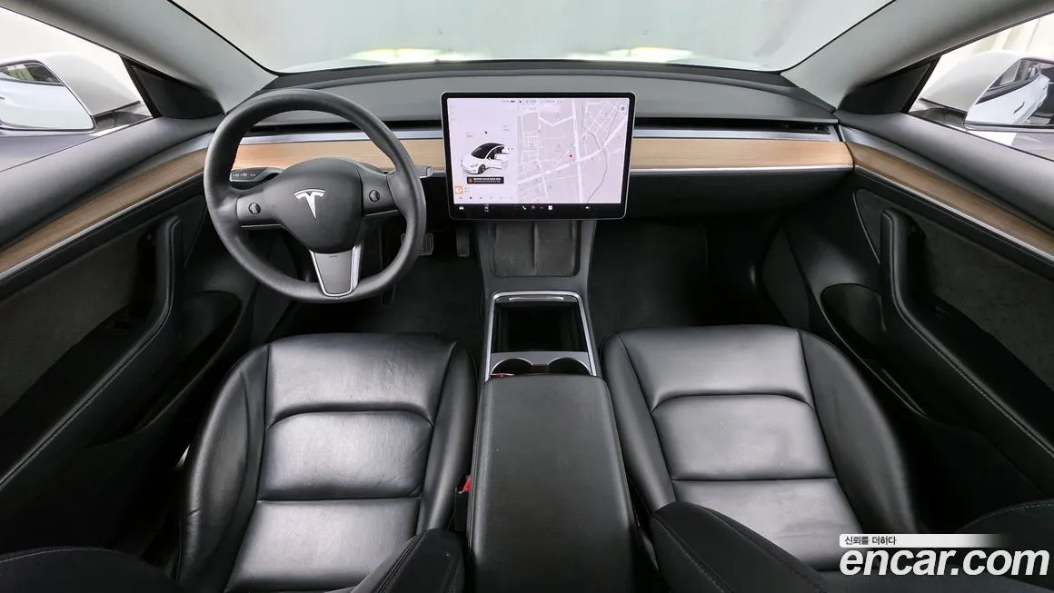 Tesla Model 3 — фото 7
