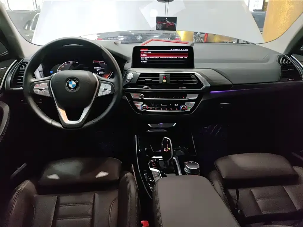 BMW X3 — фото 10