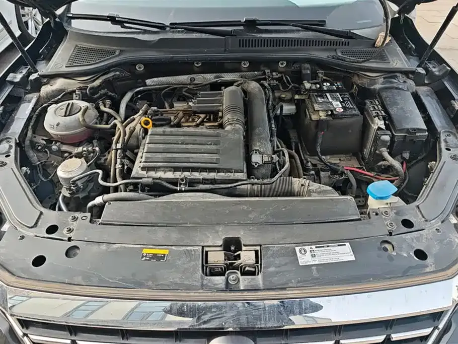 Volkswagen Passat — фото 10