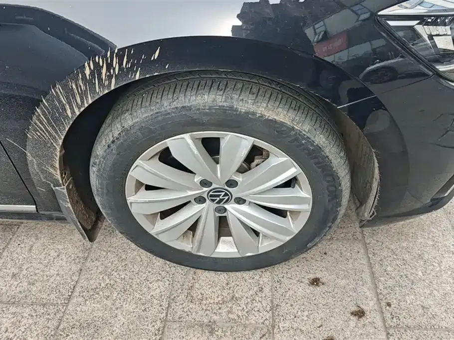 Volkswagen Passat — фото 6