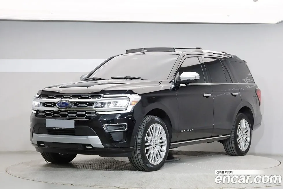 Ford Expedition — фото 1