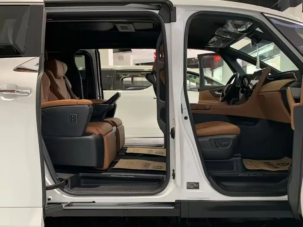 Toyota Vellfire — фото 8
