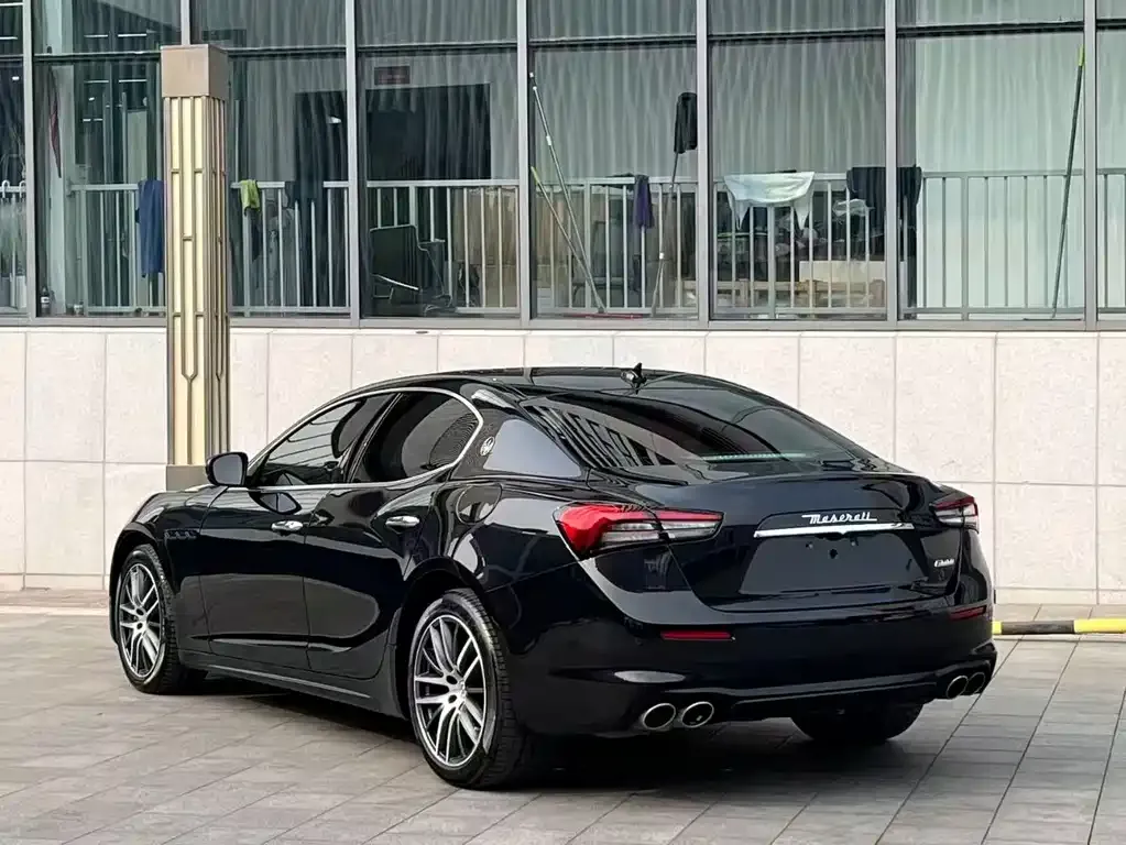 Maserati Ghibli — фото 8