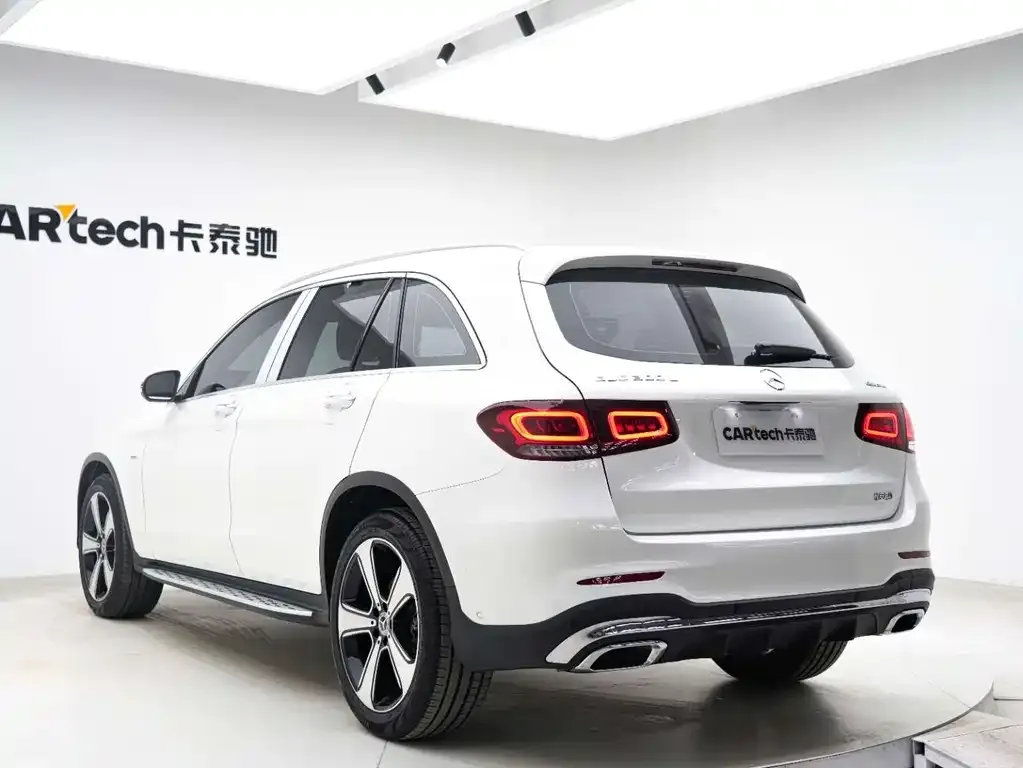 Mercedes-Benz GLC — фото 9