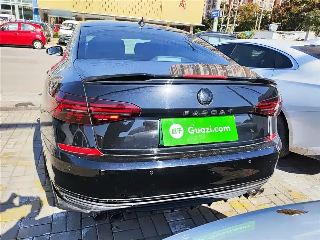Volkswagen Passat New Energy — фото 6