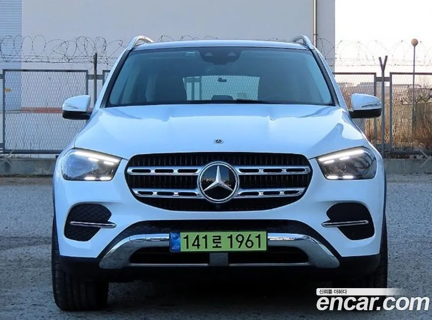 Mercedes-Benz GLE-Class — фото 1