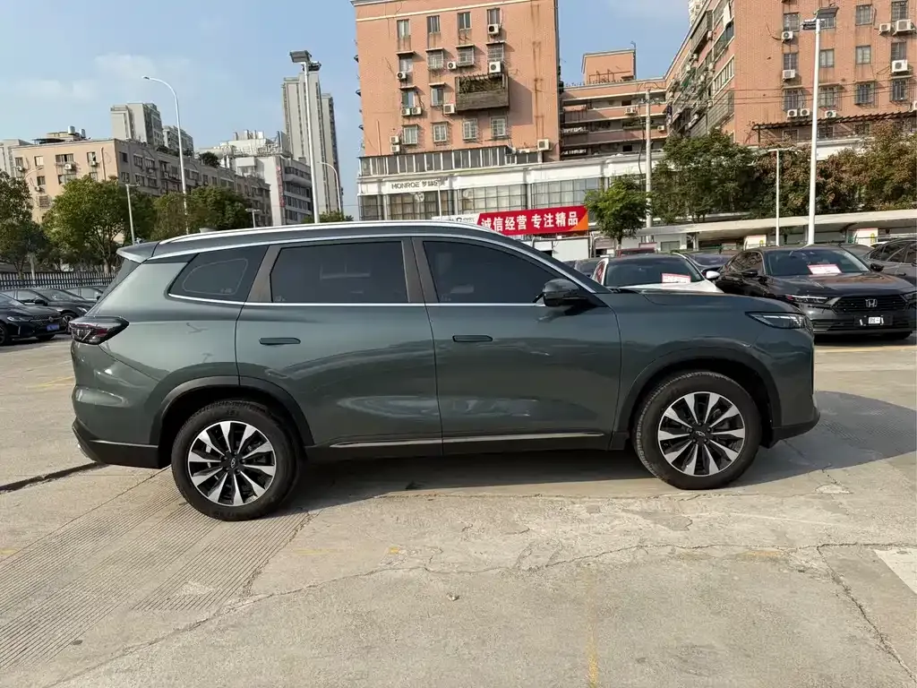 Chery Tiggo 8 PLUS — фото 4