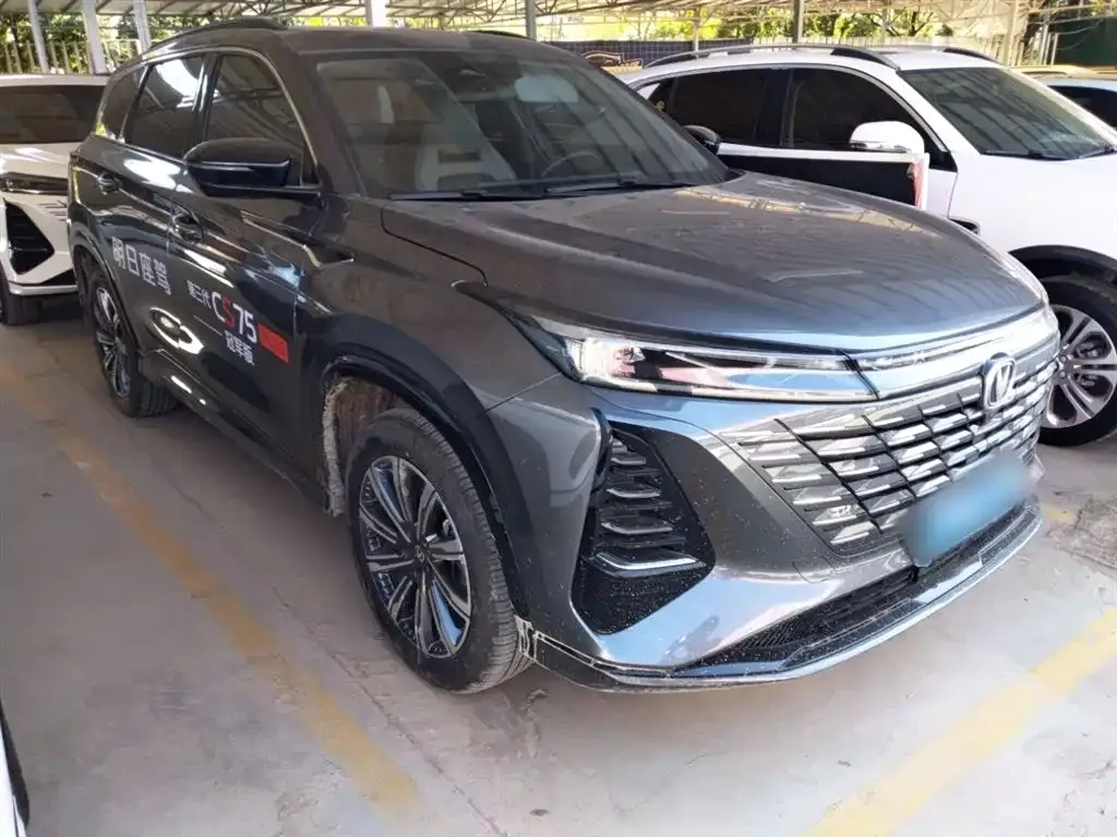 Changan CS75PLUS — фото 4