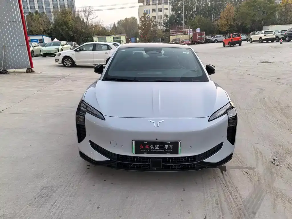 Hongqi EH7 — фото 2